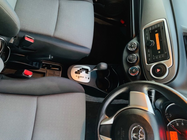 2013★TOYOTA VITZ - Image 20