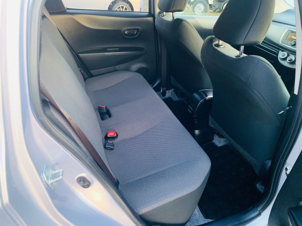 2013★TOYOTA VITZ - Image 14