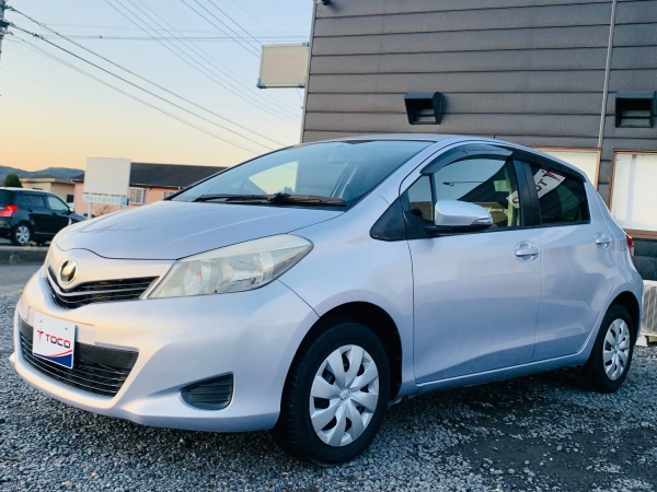 2013★TOYOTA VITZ - Image 2