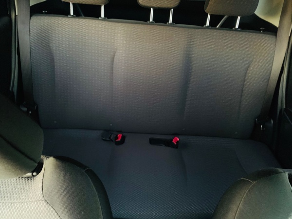 2013★TOYOTA VITZ - Image 13