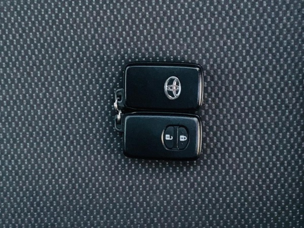 2012★TOYOTA VITZ - Image 27
