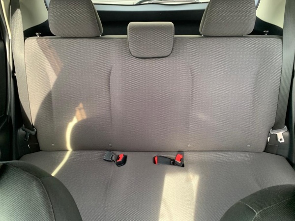 2012★TOYOTA VITZ - Image 13