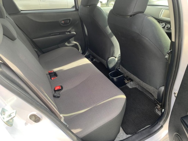 2012★TOYOTA VITZ - Image 14