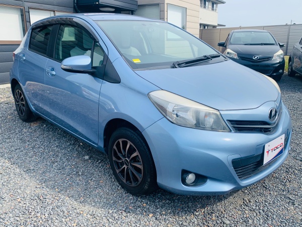 2011★TOYOTA VITZ