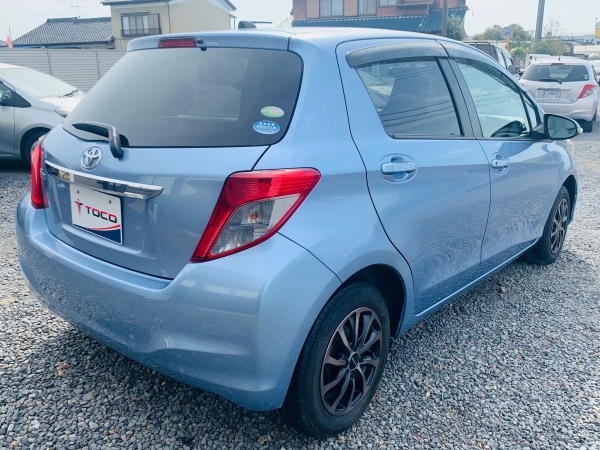 2011★TOYOTA VITZ - Image 5