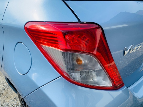 2011★TOYOTA VITZ - Image 25