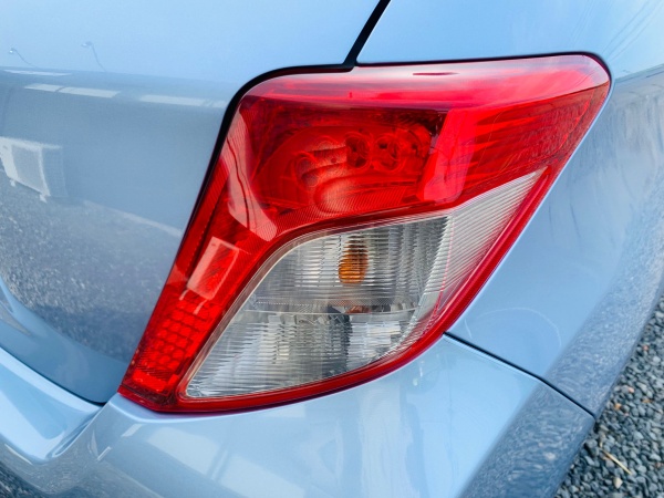 2011★TOYOTA VITZ - Image 26