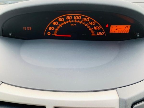 2008★TOYOTA VITZ - Image 17