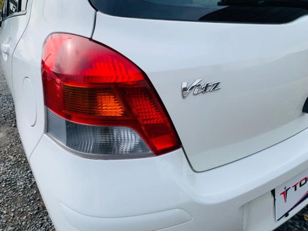 2008★TOYOTA VITZ - Image 26