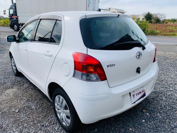 2008★TOYOTA VITZ - Image 6