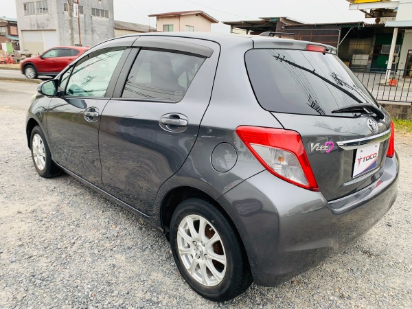 2011★TOYOTA VITZ - Image 6
