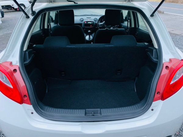2011★MAZDA DEMIO - Image 9