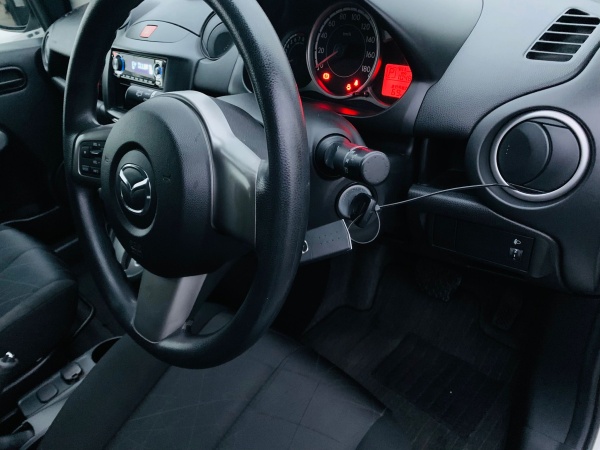 2011★MAZDA DEMIO - Image 19