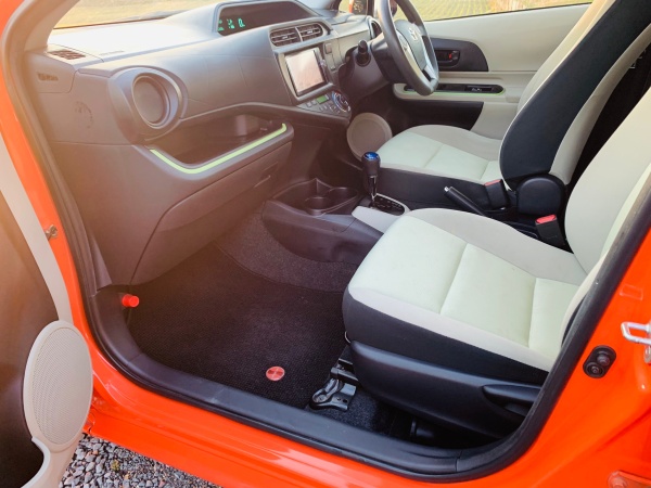 2012★TOYOTA AQUA - Image 12