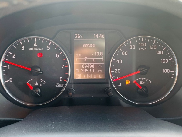 2012 NISSAN X-TRAIL - Image 17