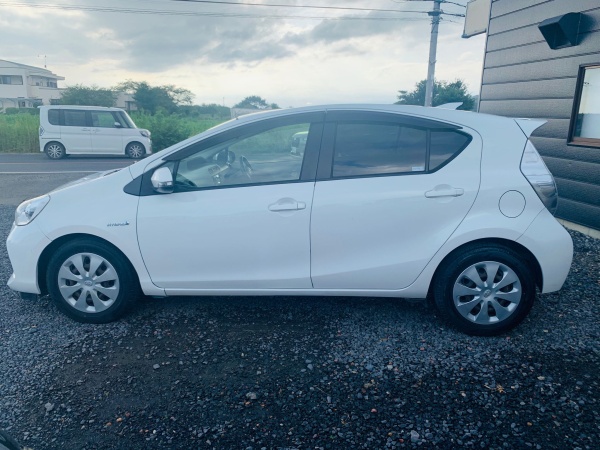 2012★TOYOTA AQUA - Image 4