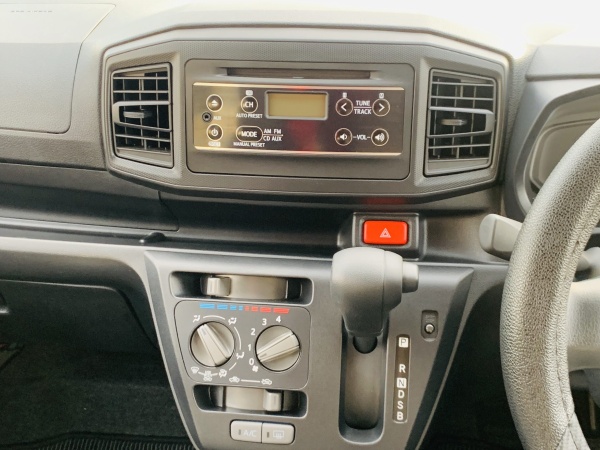 2019★TOYOTA PIXIS - Image 16