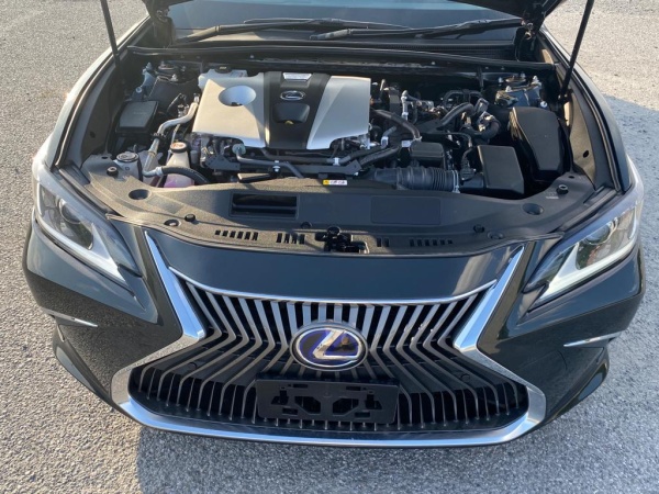 2020★LEXUS ES 300h - Image 28
