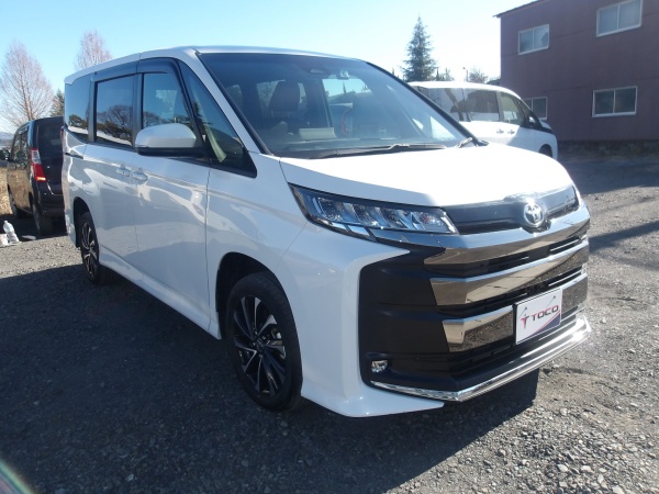 2023 TOYOTA NOAH