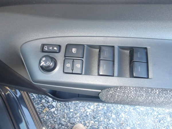 2024★Toyota SIENTA hybrid - Image 18