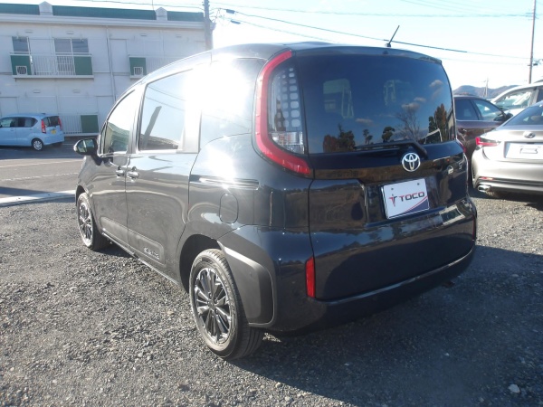 2024★Toyota SIENTA hybrid - Image 4