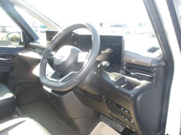 2024★NISSAN SERENA - Image 8