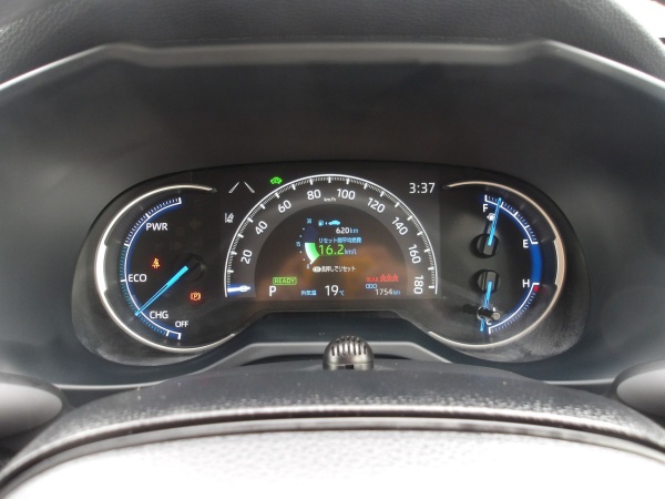 2024 TOYOTA RAV4 - Image 9