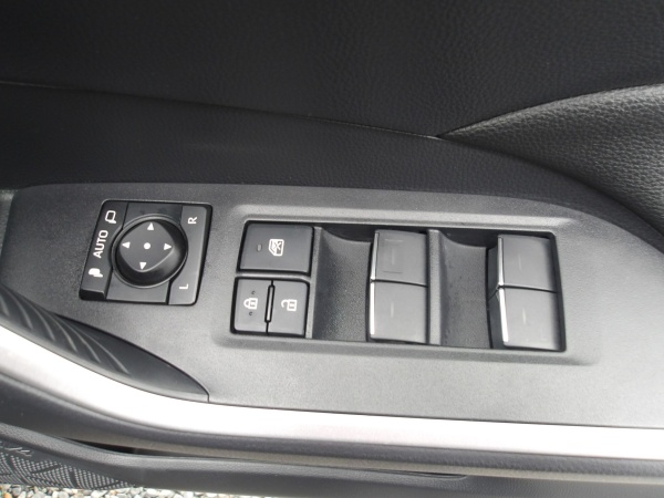 2024 TOYOTA RAV4 - Image 15