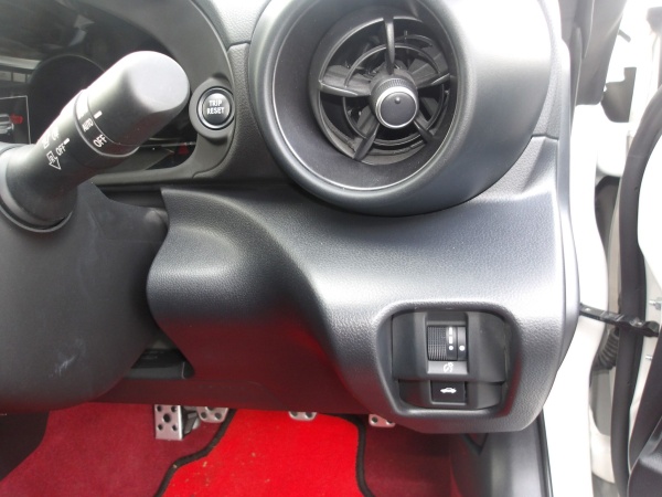 2023 TOYOTA GR86 - Image 12