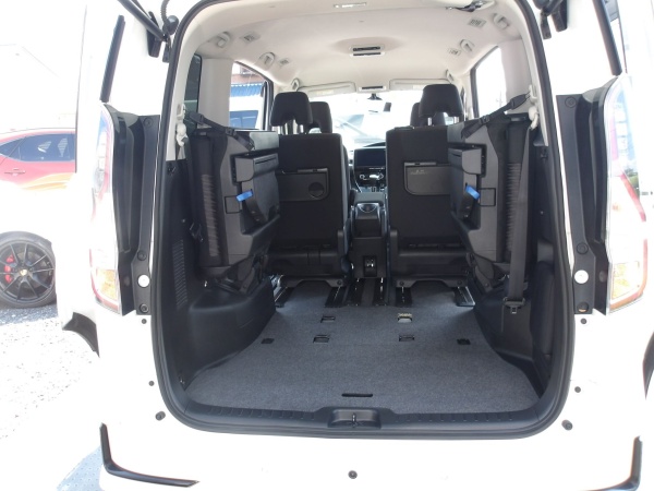 2022 NISSAN SERENA-HIGHWAYSTAR V - Image 13