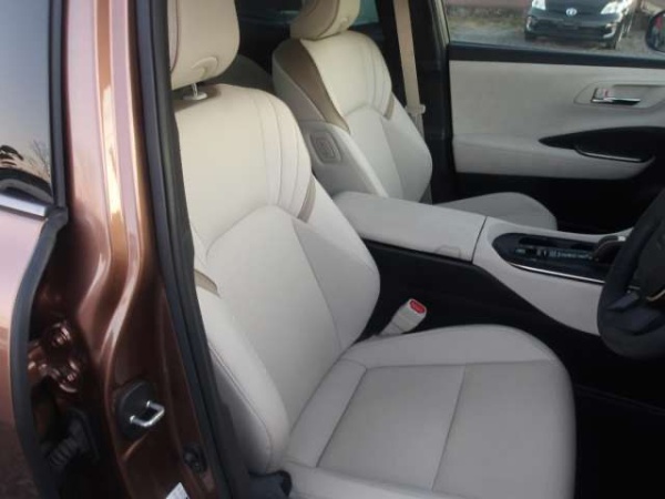 2023 TOYOTA CROWN CROSSOVER - Image 8
