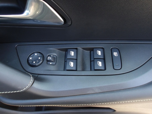 2021 PEUGEOT 2008 - Image 14