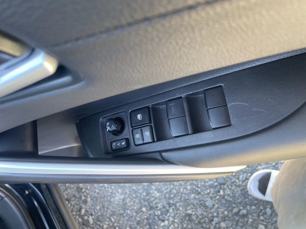 2022 TOYOTA COROLLA CROSS - Image 15