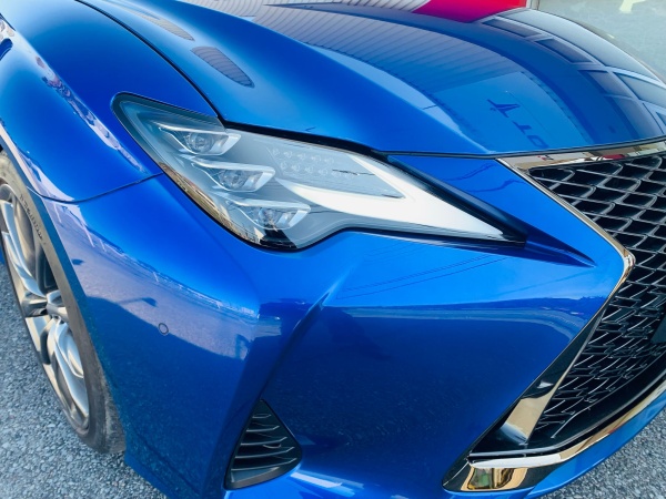 2022 LEXUS RC300h - Image 19