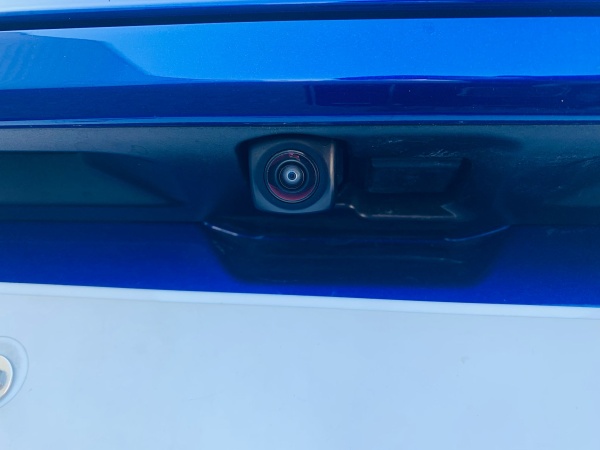 2022 LEXUS RC300h - Image 23