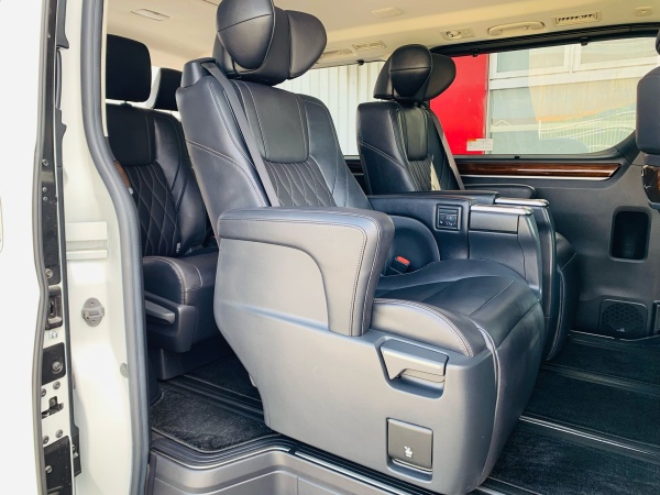 2023 TOYOTA GRANACE - Image 12