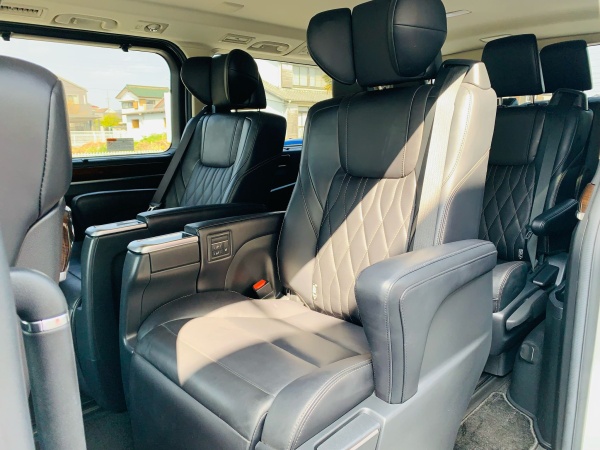 2023 TOYOTA GRANACE - Image 13