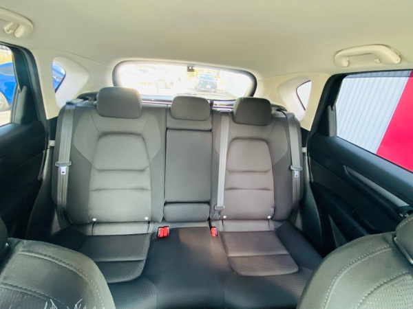 2023 MAZDA CX-5 - Image 13