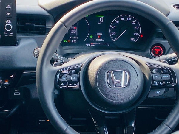 2024 HONDA VEZEL Hybrid - Image 17