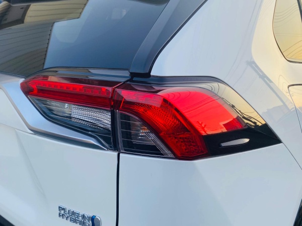 2021 TOYOTA RAV4 PHV - Image 12