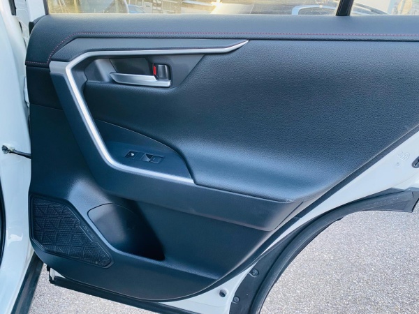 2021 TOYOTA RAV4 PHV - Image 22