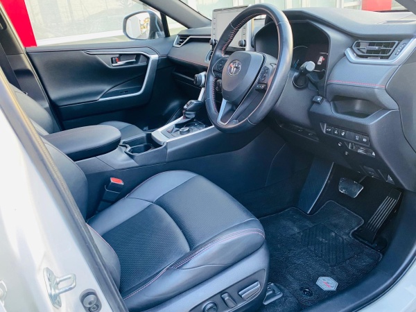 2021 TOYOTA RAV4 PHV - Image 25