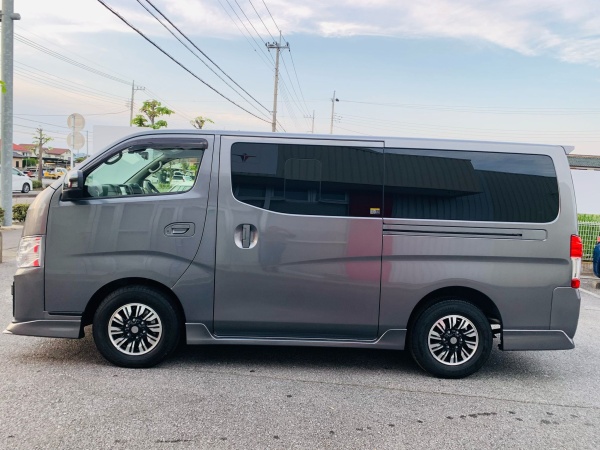 2023 NISSAN CARAVAN - Image 2