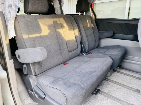 2006 TOYOTA ALPHARD - Image 13