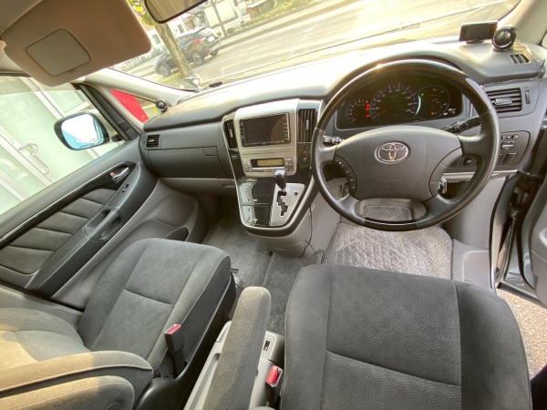 2006 TOYOTA ALPHARD - Image 11