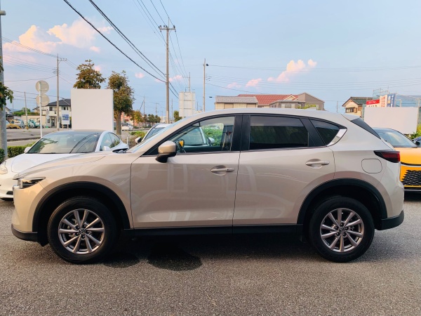 2023 Mazda CX5 - Image 5