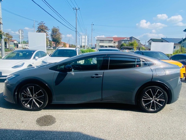 2023 TOYOTA PRIUS - Image 5