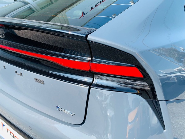 2023 TOYOTA PRIUS - Image 10