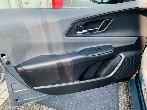 2023 TOYOTA PRIUS - Image 26