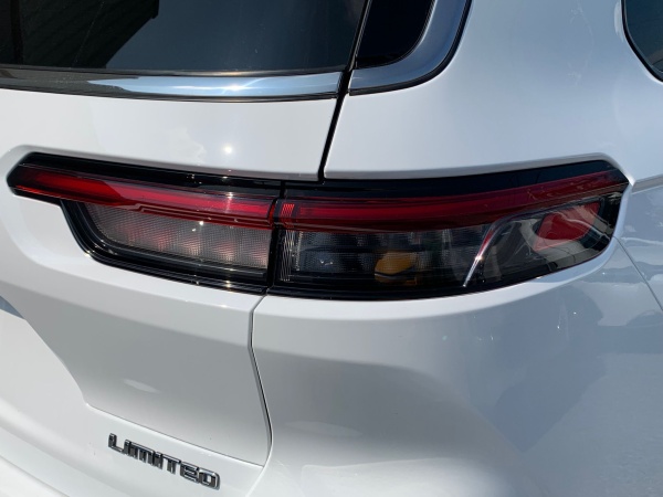 2023 JEEP GRAND CHEROKEE L - Image 30